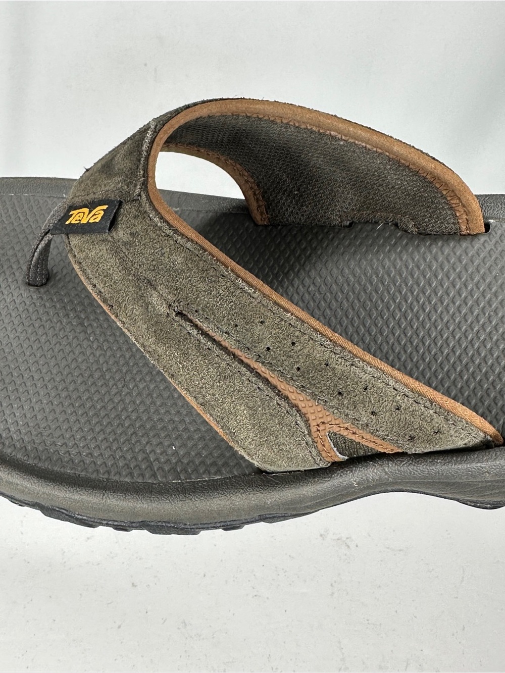 Teva Katavi Brown Thong Sandals with  Suede Straps Outdoor Sz 11 - Picture 8 of 9